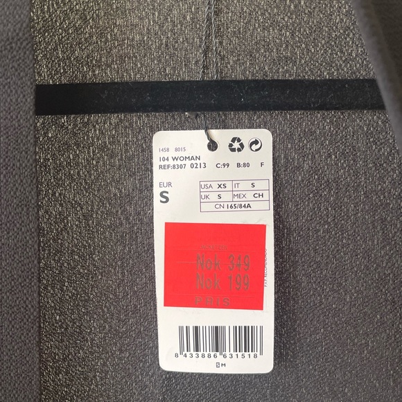 Floral Velvet Kaftan - Picture 5 of 6